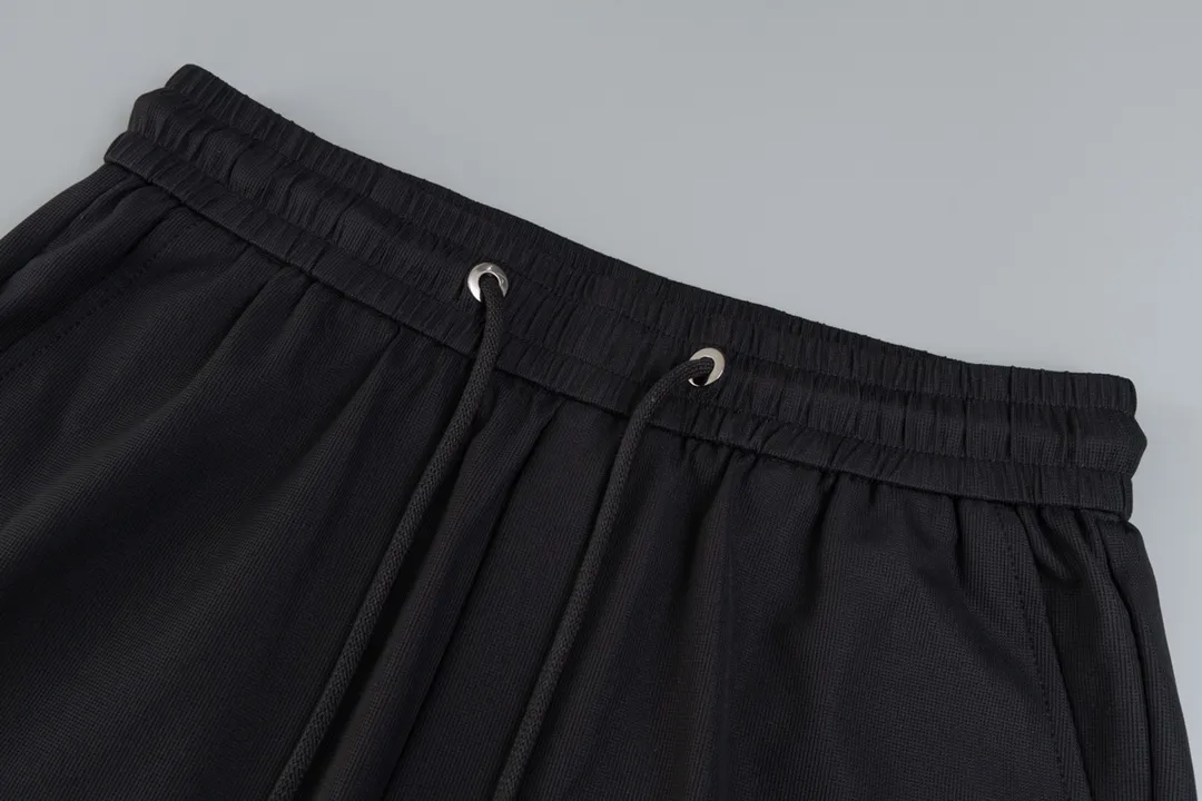 ARC'TERYX :Lightweight， ， ， ，Lightweight ， 、 、 、 、 ！ ！ Classic logo ！ 90% 10% , ， ， Breathable ， ，Quality ！ ！ logo ， ， ， ， ， ！ Versatile ！